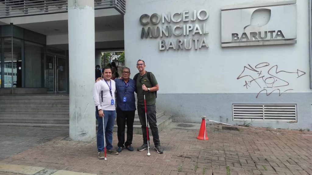 Felipe y Orlando durante una visita al Concejo Municipal de Baruta en Caracas